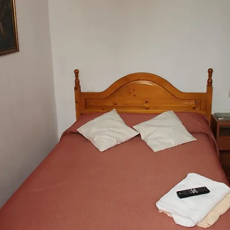 Hostal Graciela Madrid Room photo